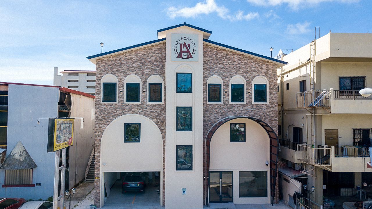 Hotel Americano exterior